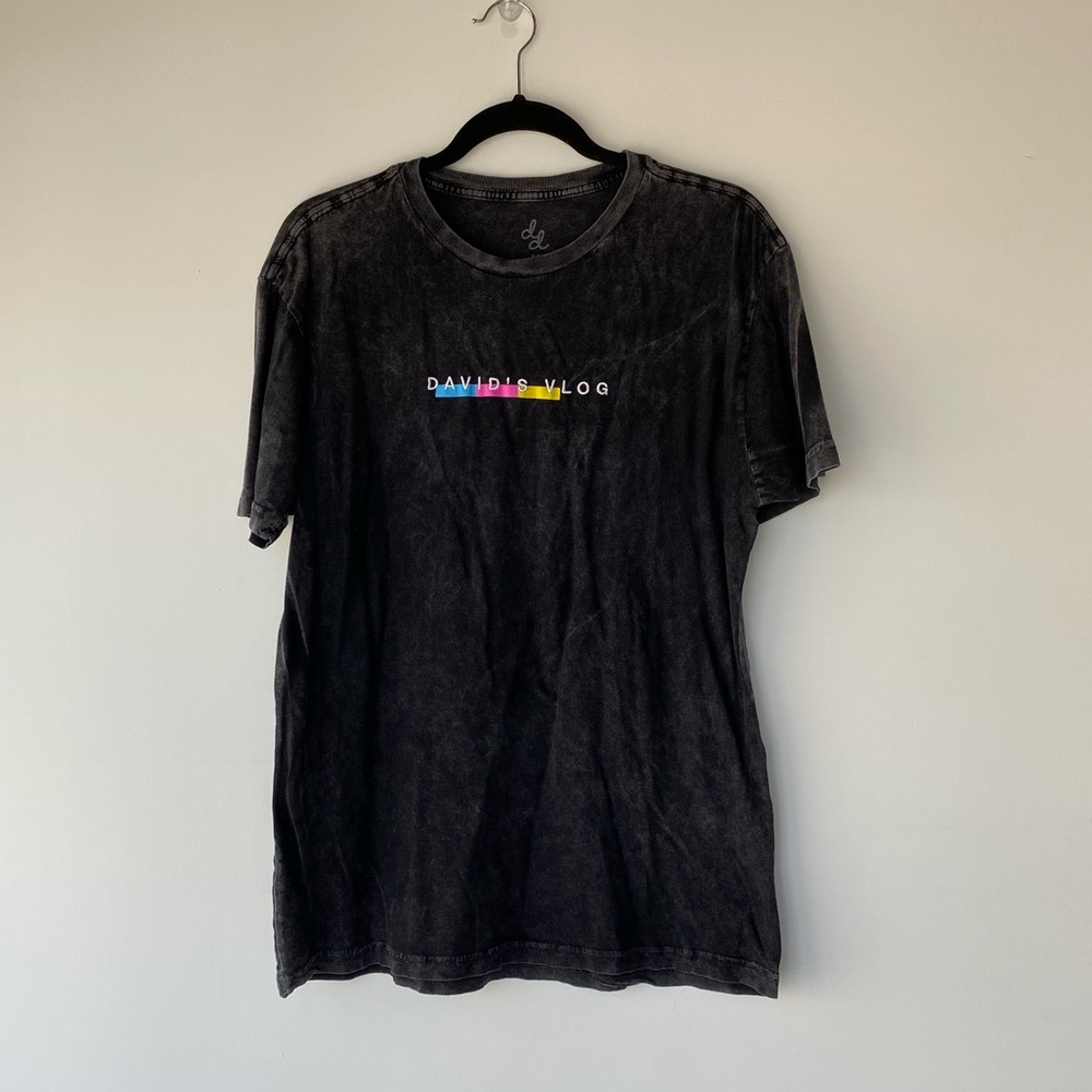 DAVID DOBRIK TEE